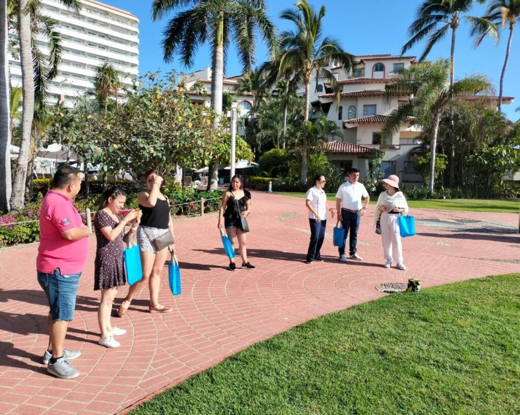 Puerto Vallarta y meetings planners 5 On Bahia Magazine Destinos Todo Turismo Entrada