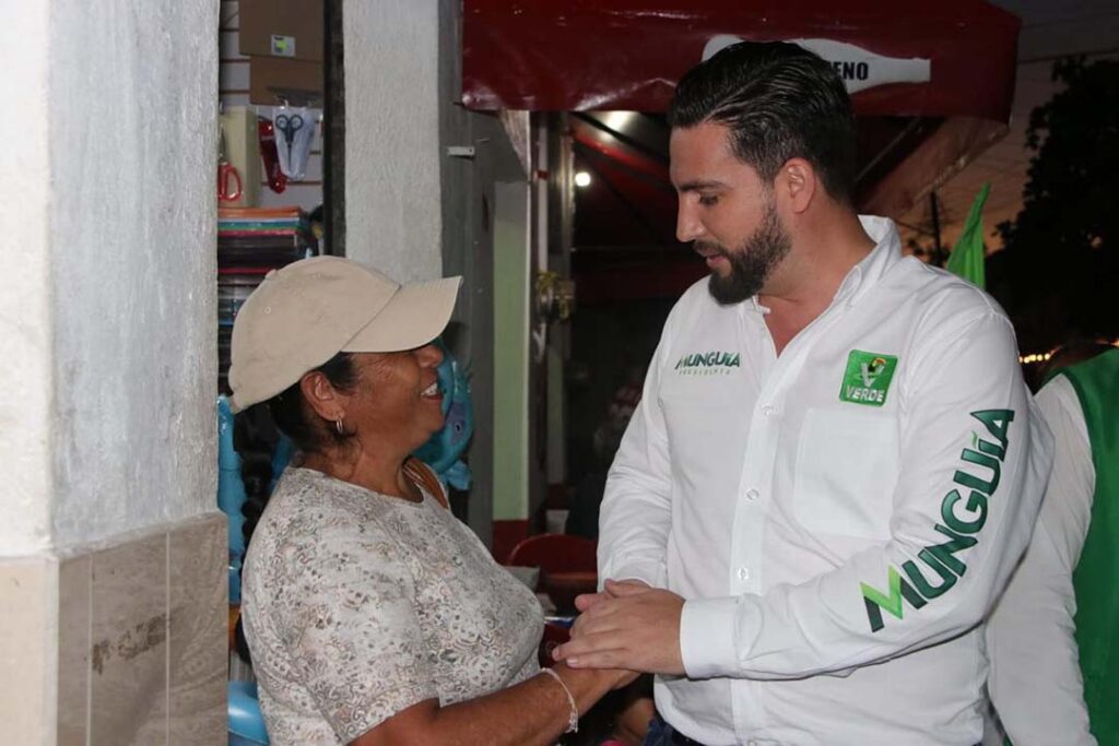 Vamos a regresar a Ixtapa para agradecerles su apoyo Luis Munguia 07 On Bahia Magazine Destinos Elecciones 2024 Entrada