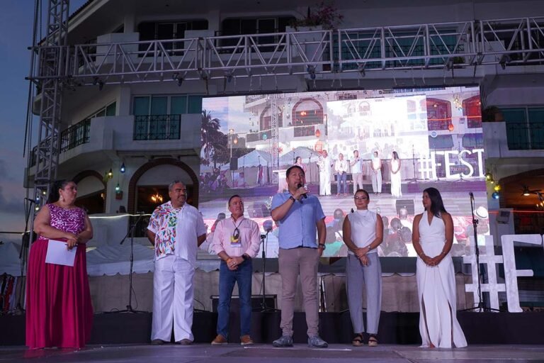 Inauguran Festival Vallarta Azteca del Folclor Internacional