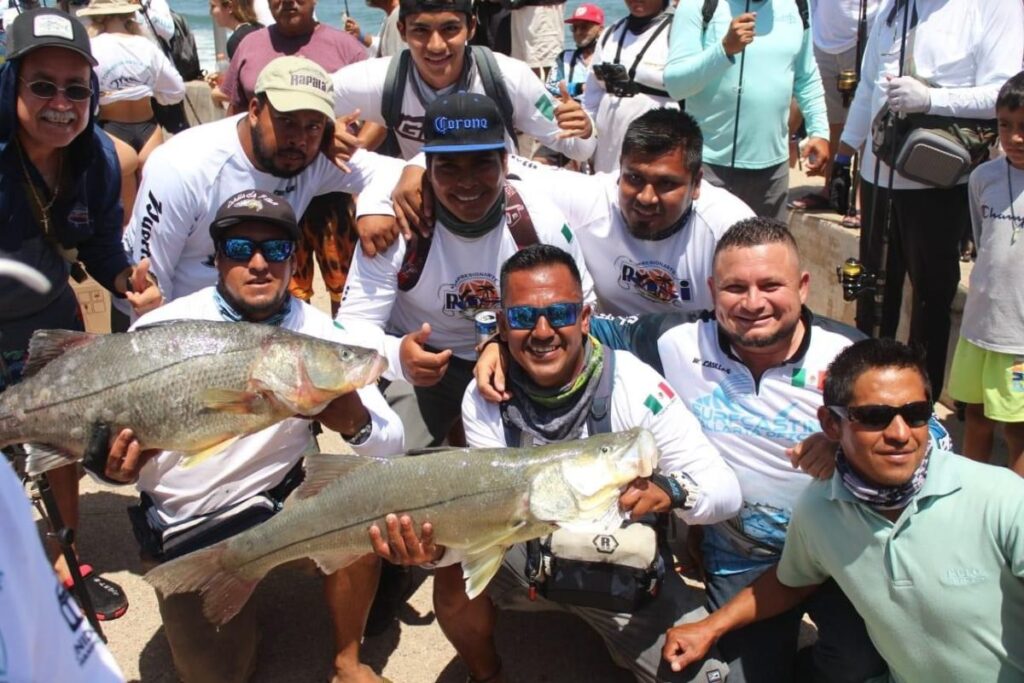 7 torneo pesca de orilla puerto vallarta 2 On Bahia Magazine Destinos Turismo Deportivo Entrada