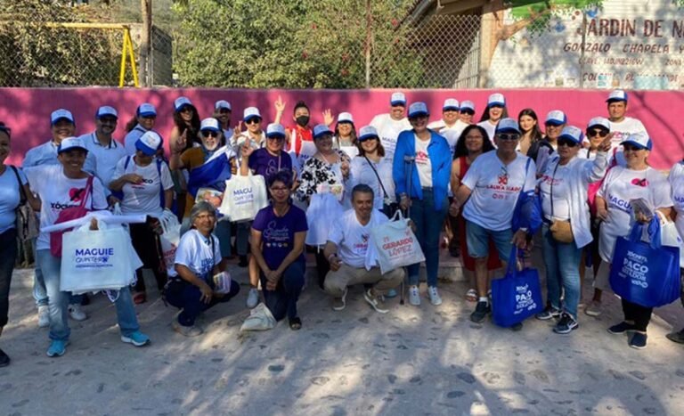 Brincando en un pie Margarita Quintero recorre Playa Grande