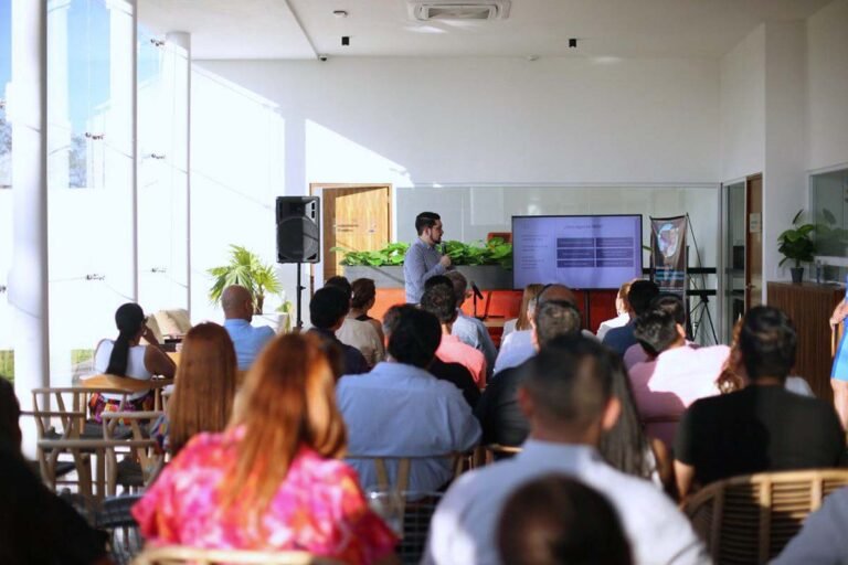 Conmemoran primer aniversario de REDi Puerto Vallarta