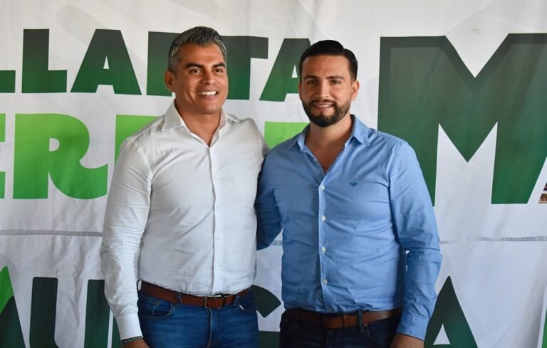 Duro golpe a los Michel, director del DIF se une a Munguía