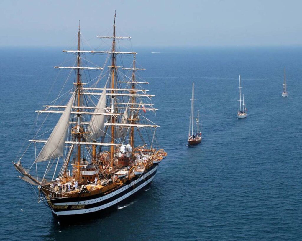 El buque mas bello de Italia llegara a Puerto Vallarta 02 On Bahia Magazine Destinos Fotonota Entrada