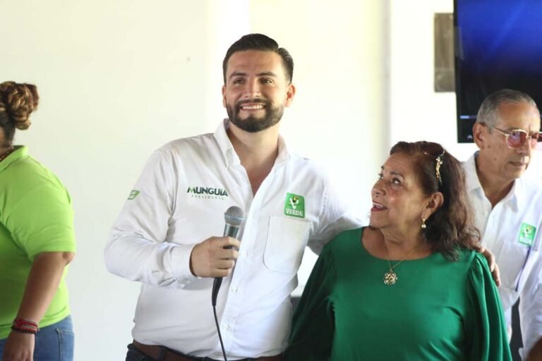 Gran cierre de campaña de Luis Munguía hoy 26 mayo en salón Villa Real