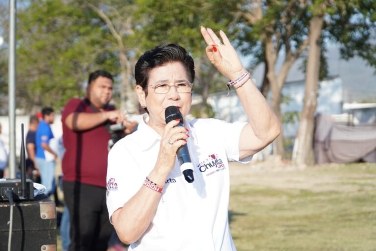 Más de mil operadores con Chuyita López