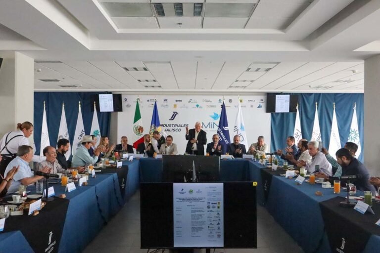 «Desafíos y Alianzas: Perspectivas del Sector Agroindustrial en Jalisco»