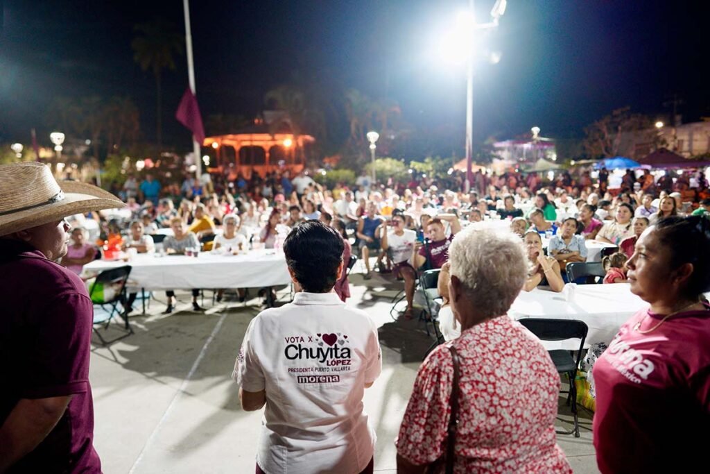 Programas sociales para las mujeres Chuyita Lopez 09