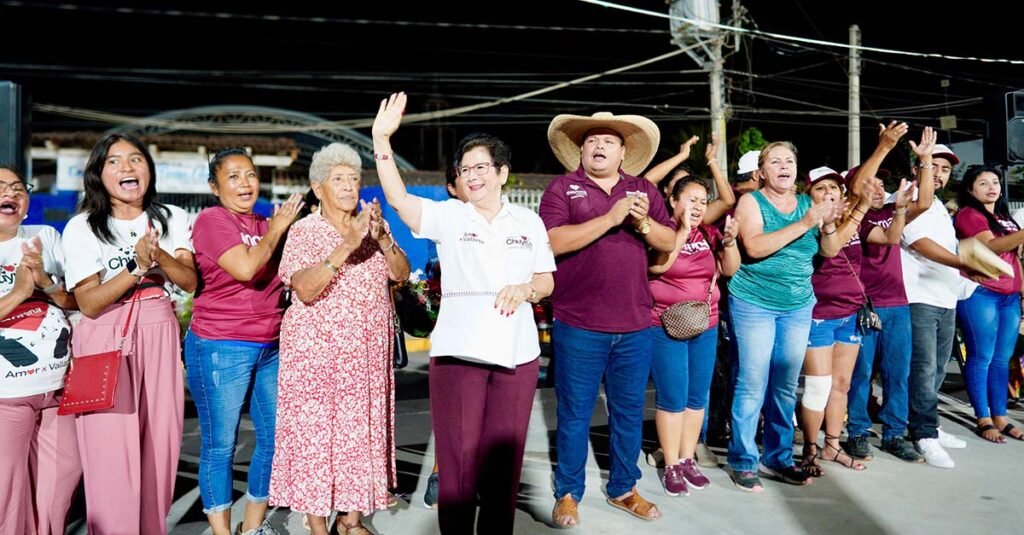 Programas sociales para las mujeres Chuyita Lopez 12