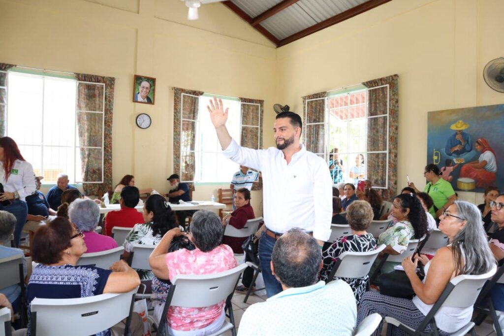 Se compromete Munguia con maestras y maestros 03 On Bahia Magazine Destinos Elecciones 2024 Entrada