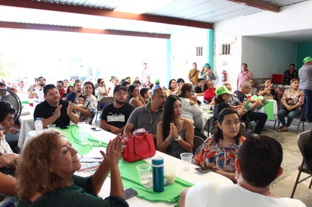Se compromete Munguia con maestras y maestros 04 On Bahia Magazine Destinos Elecciones 2024 Entrada