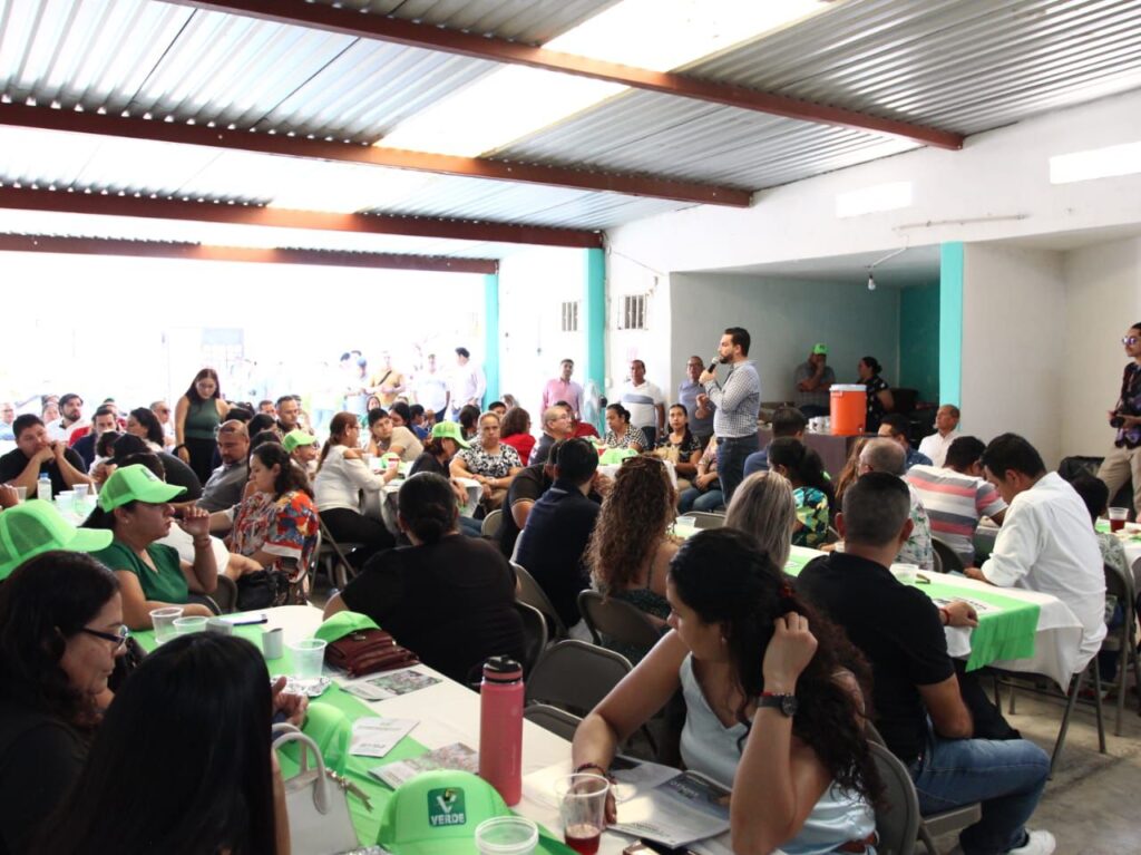 Se compromete Munguia con maestras y maestros 06 On Bahia Magazine Destinos Elecciones 2024 Entrada