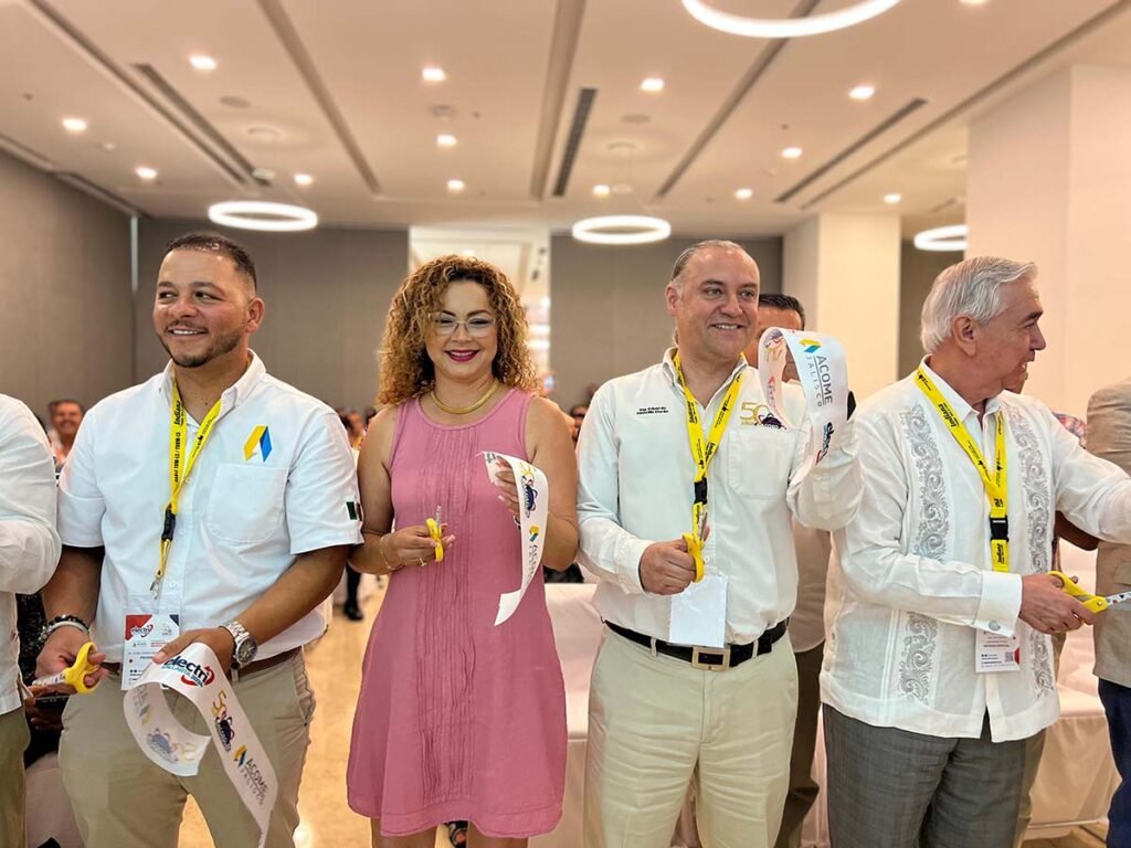 Inauguran trabajos del Expo Congreso ElectriVallarta 2024 03