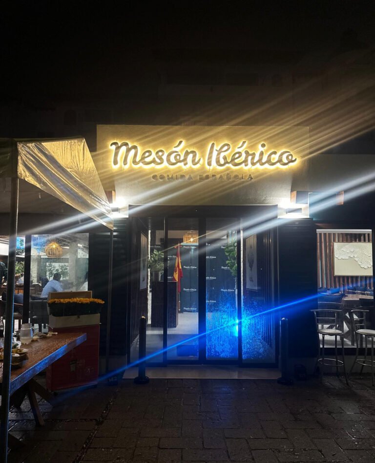 ¡Bienvenido a Mesón Ibérico! La esencia de España en Puerto Vallarta
