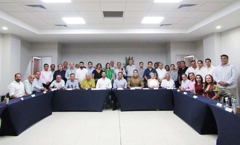 AEBBA abre el diálogo con alcaldes electos Puerto Vallarta y Bahía de Banderas