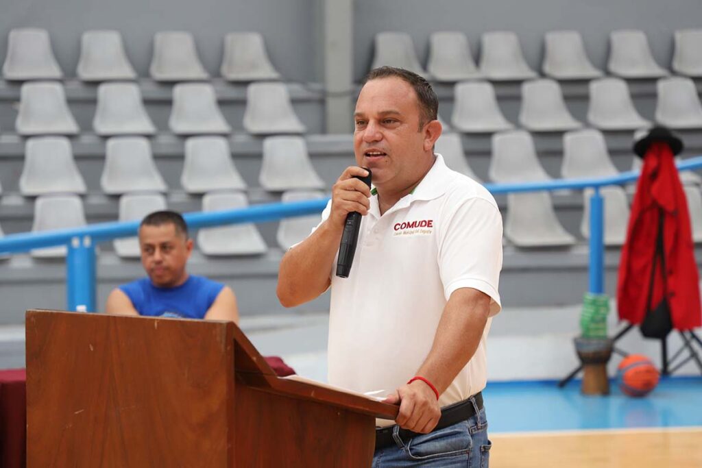 Inaugura alcalde la Liga Probasket Puerto Vallarta de basquetbol 06 On Bahia Magazine Destinos Ayuntamiento de Puerto Vallarta Entrada