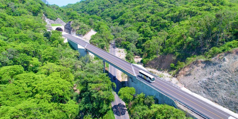 Autopista Guadalajara-Puerto Vallarta detona flujo de turismo en Puerto Vallarta