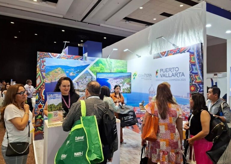 Puerto Vallarta, presente en el 32° Congreso COMPEDIA