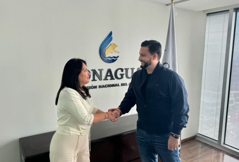 Continúa Luis Munguía gestiones para resolver abasto de agua