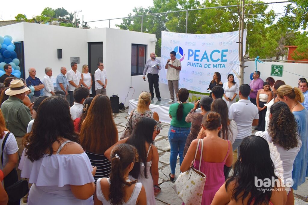 centro comunitario peace punta de mita inauguracion 3 On Bahia Magazine Destinos Educación Entrada