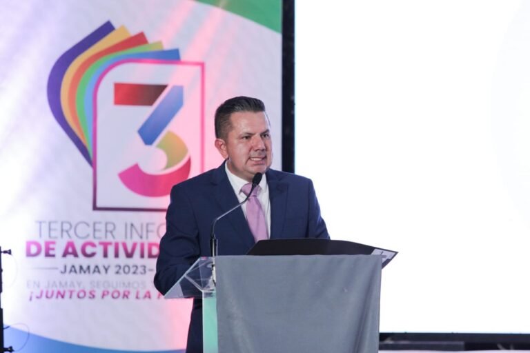 César Molina Sahagún destaca logros en su 3er. Informe de Gobierno en Jamay, Jalisco