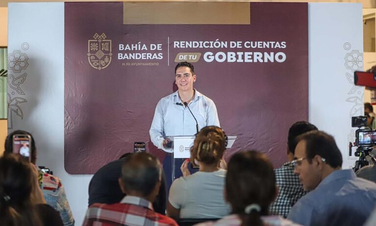 Compromiso con la Transparencia: Héctor Santana Presentará Informes Semanales a Bahía de Banderas