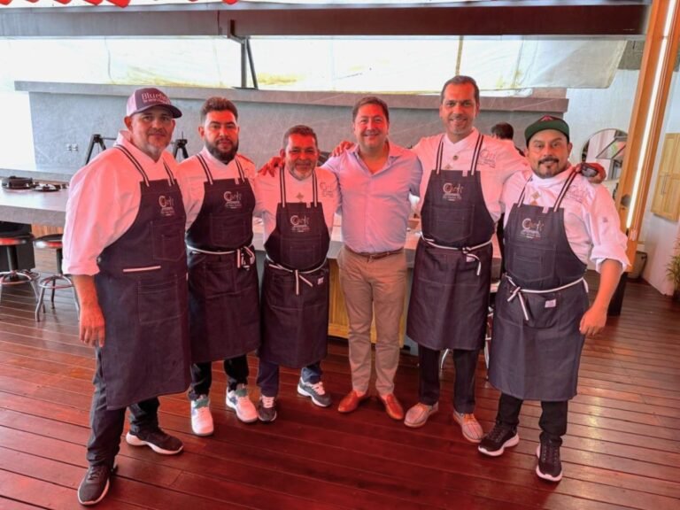 Gastronomía de Puerto Vallarta conquista paladares en CDMX