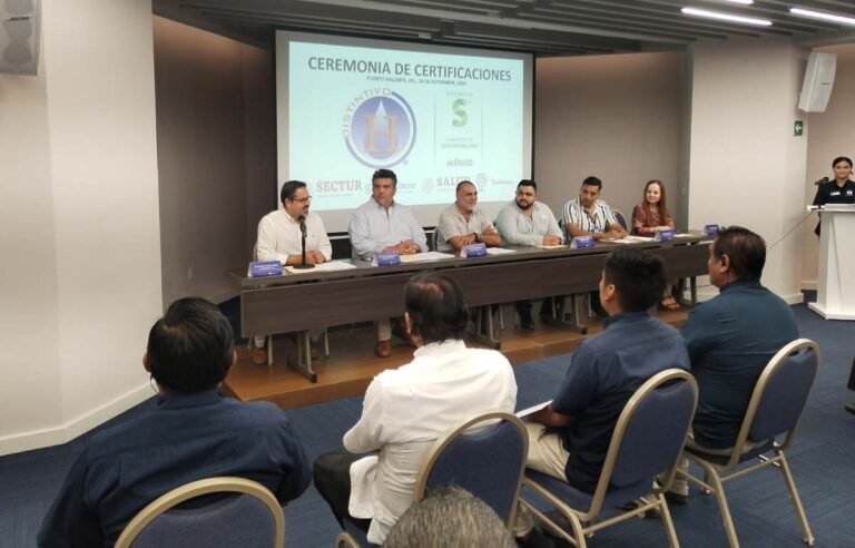 Entregan Certificados de Calidad y Clasificación Hotelera a Empresas de Puerto Vallarta