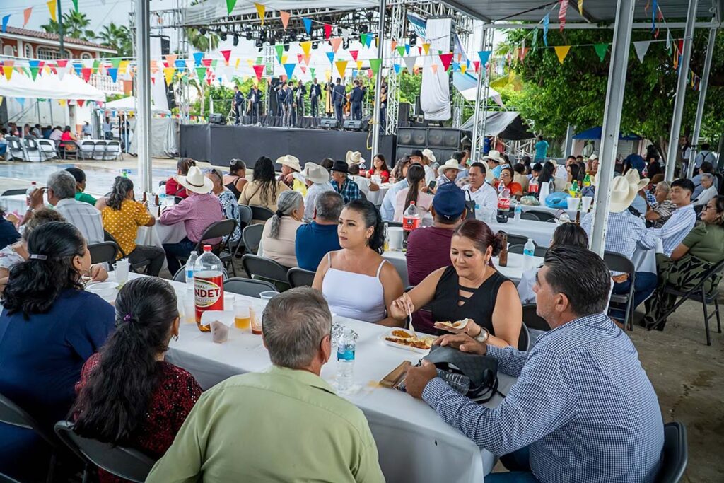 88 aniversario del ejido Las Palmas 12 On Bahia Magazine Destinos Ayuntamiento de Puerto Vallarta Entrada