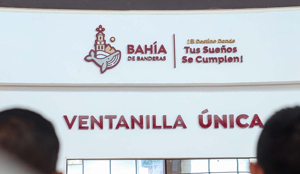 Inaugura el alcalde Hector Santana Ventanilla Unica de Padron y Licencias en Bucerias 00 On Bahia Magazine Destinos Ayuntamiento Bahia de Banderas Entrada