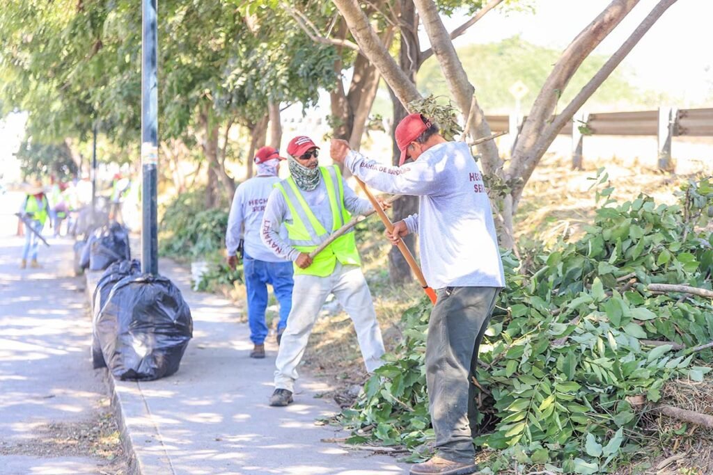 Bahia de Banderas apuesta por espacios publicos dignos y atractivos 07