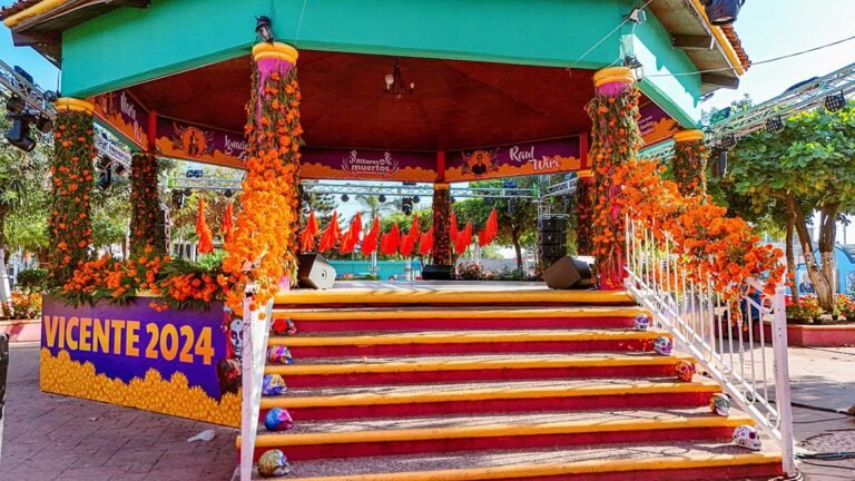 Homenaje a las Tradiciones de Día de Muertos en Bahía de Banderas con Flores de Cempasúchil