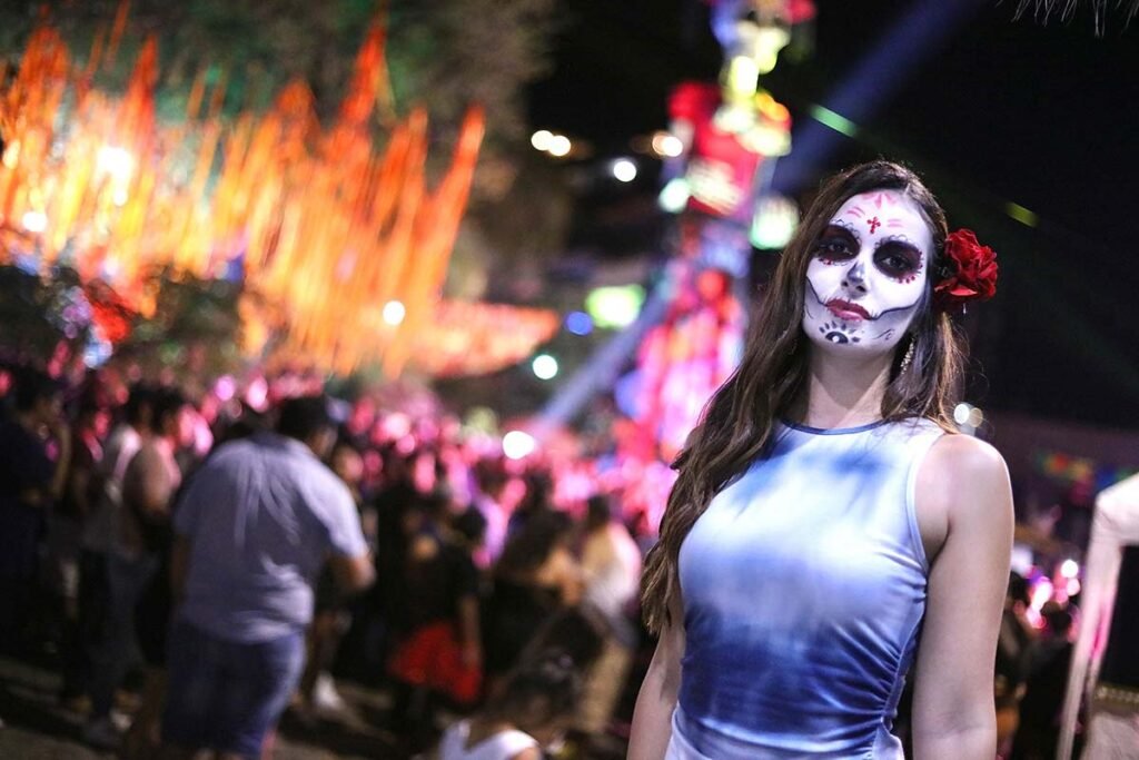 Festival Internacional de Dia de Muertos en Bahia de Banderas con un vibrante desfile en Sayulita 10