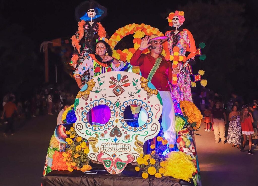 Festival Internacional de Dia de Muertos en Bahia de Banderas con un vibrante desfile en Sayulita 11