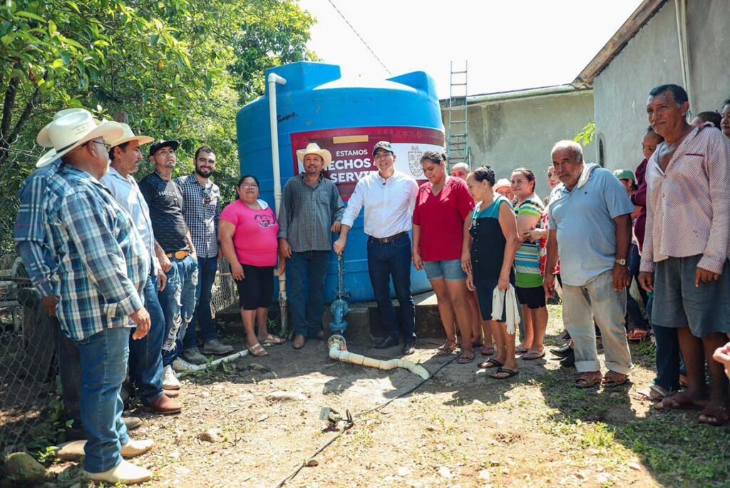 Hector Javier Santana Garcia el Alcalde Mejor Valorado de Nayarit gracias a su Cercania y Compromiso 06