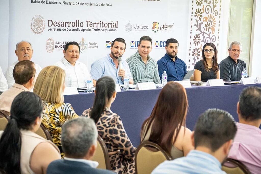 Puerto Vallarta y Bahia de Banderas trabajan unidos para el desarrollo metropolitano 08