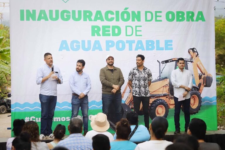 Gobierno del Bien regala una Feliz Navidad a vecinos de Las Vistas