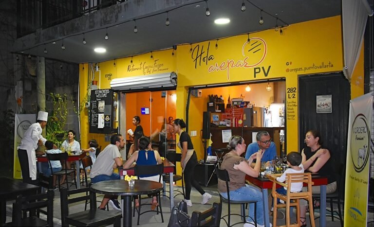 Hola Arepas PV: innovación y tradición venezolana con un toque internacional