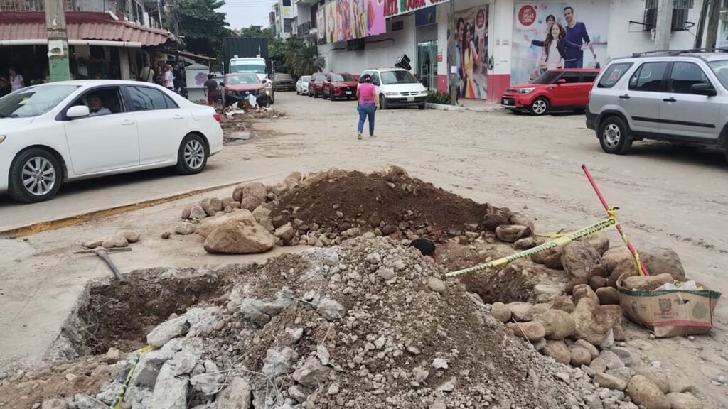 Avanzan obras de agua potable en la Emiliano Zapata 01