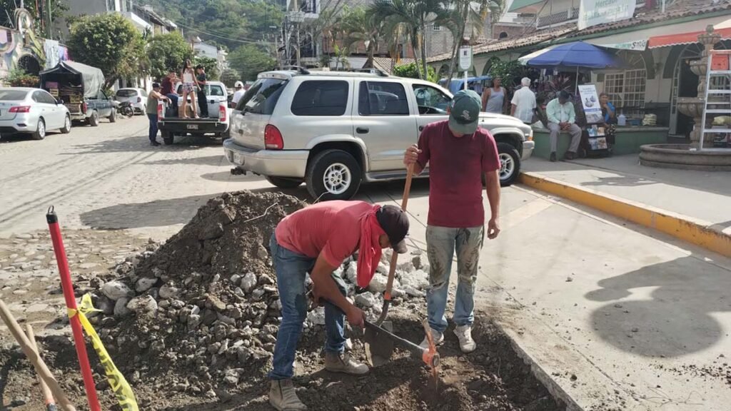 Avanzan obras de agua potable en la Emiliano Zapata 05