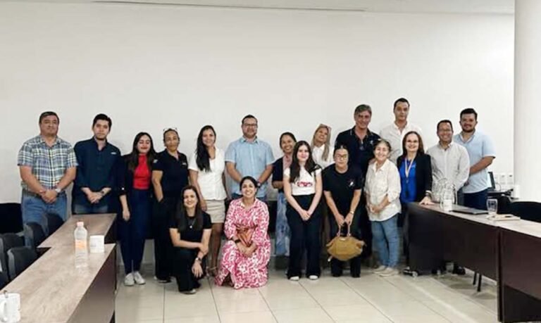 CANIRAC y Red Ambiental se unen para mejorar la gestión de recolección de residuos en Puerto Vallarta