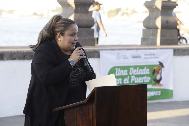 El Gobierno del Bien reconoce la trayectoria de maestros jubilados