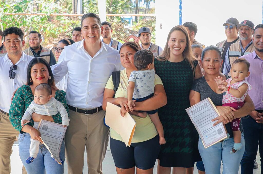 Hector Santana arranca construccion de domo en Santa Rosa Tapachula 07