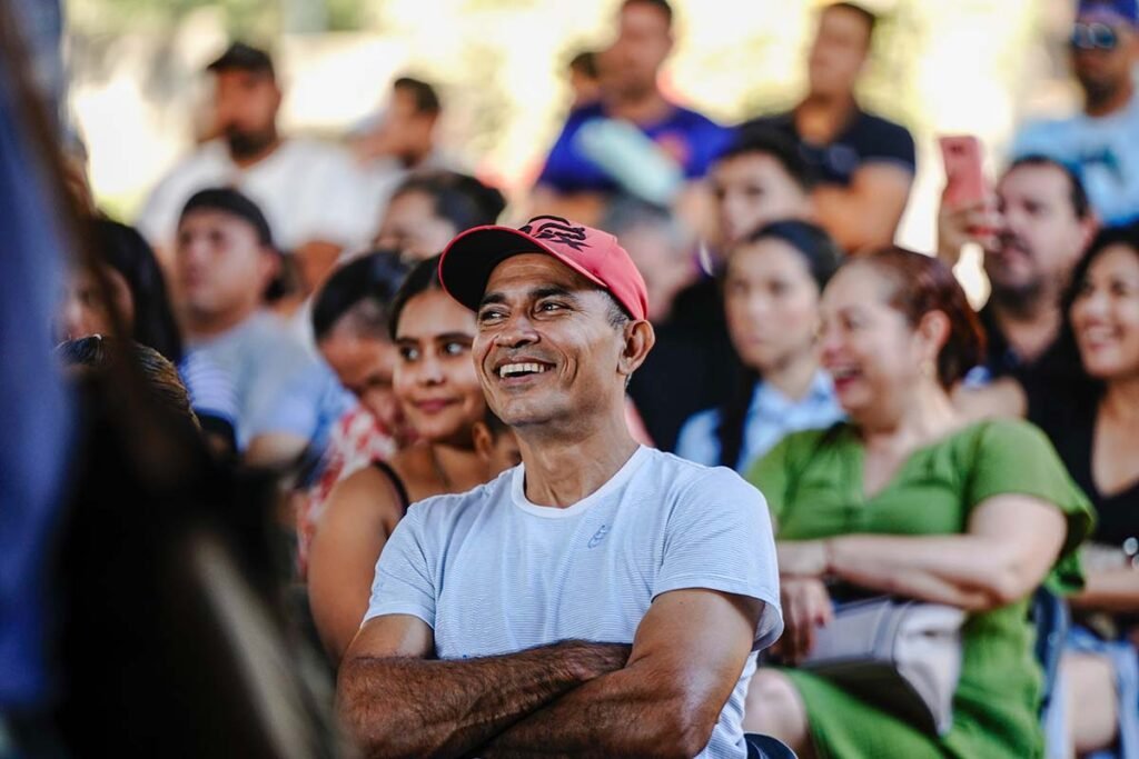 Hector Santana inicia obra en San Ignacio promete drenaje completo y una de las mejores canchas deportivas del pais 05