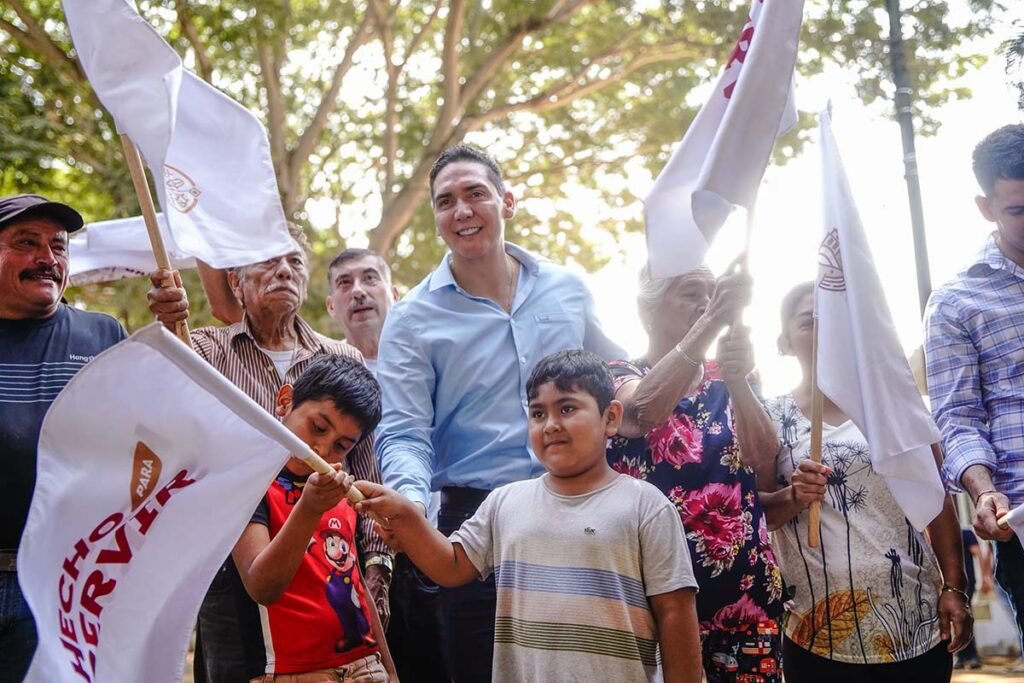 Hector Santana inicia obra en San Ignacio promete drenaje completo y una de las mejores canchas deportivas del pais 08