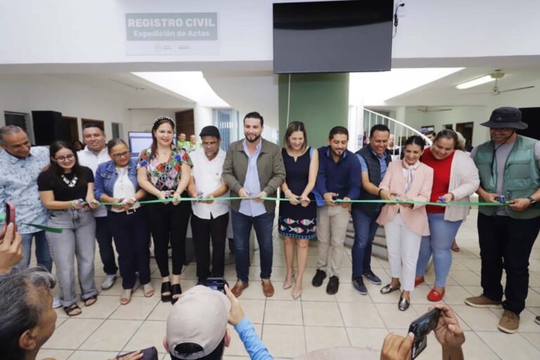 Inaugura Munguía Módulo del Registro Civil en La Aurora
