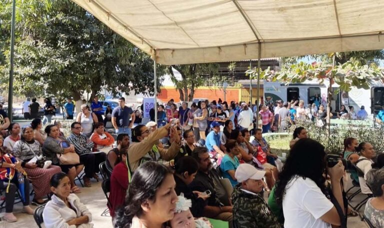 «Mi Colonia Renace» llegó al Magisterio con apoyo integral para familias