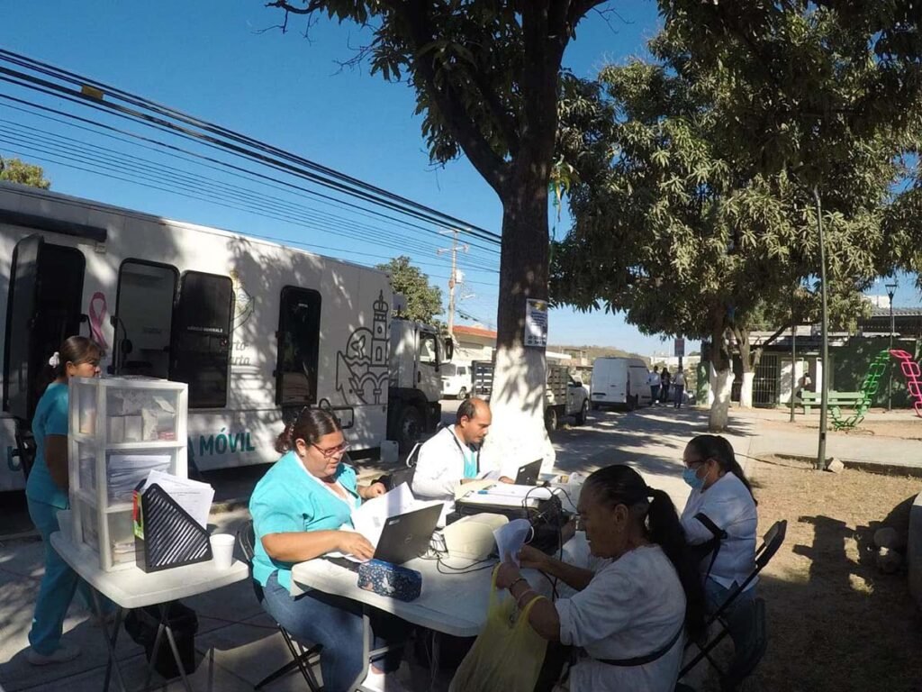 Mi Colonia Renace llego al Magisterio con apoyo integral para familias 04