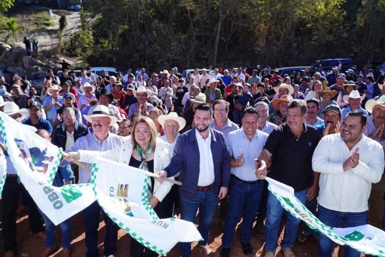 “El Jorullo está de fiesta gracias a las obras de Munguía”: Ejidatarios