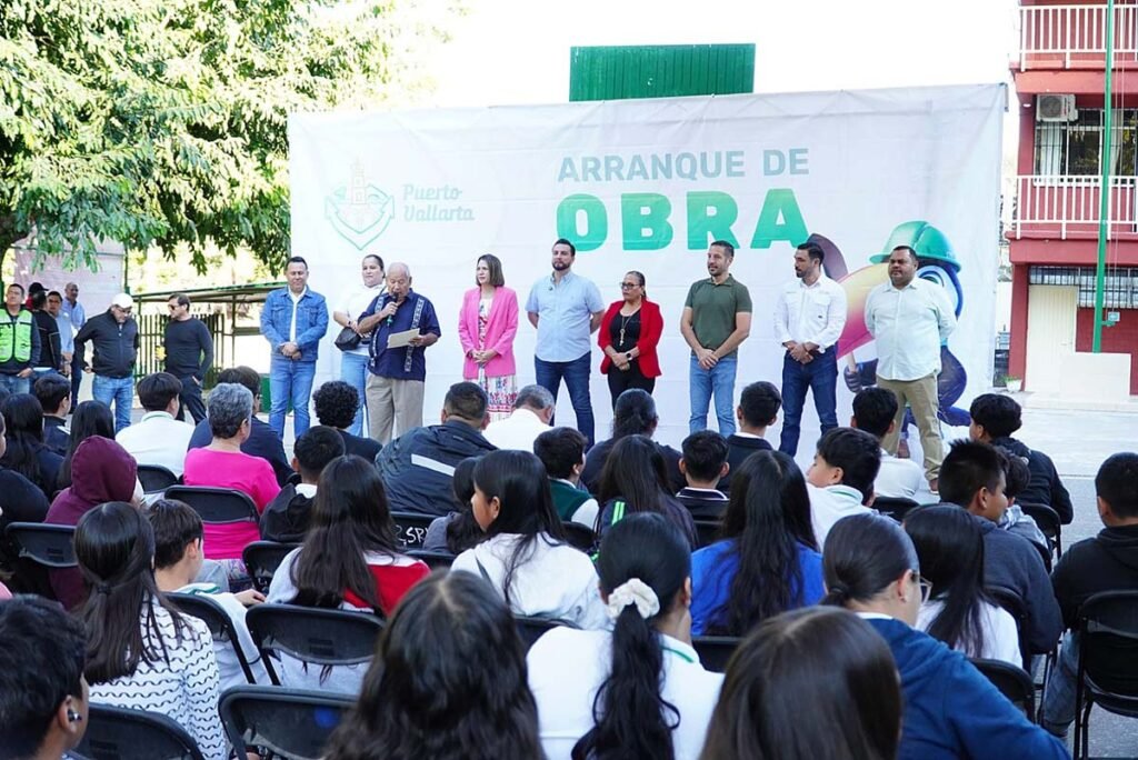 Gobierno de Munguia sigue invirtiendo en la educacion 02